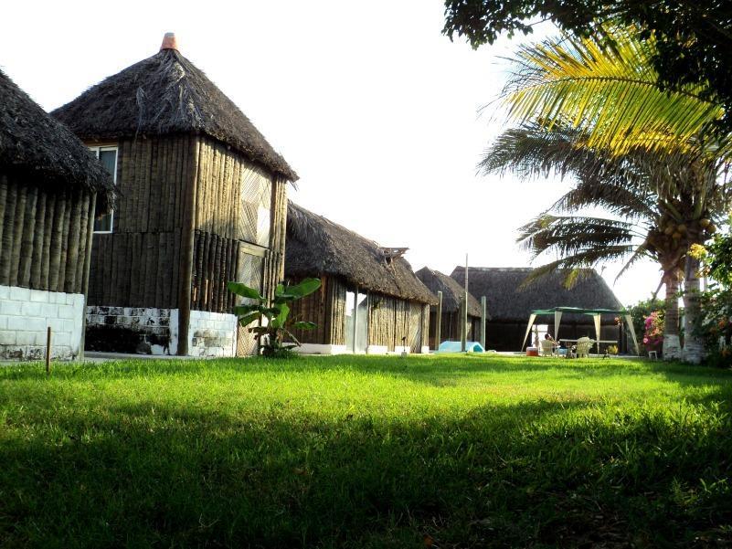 Cabanas Pie De La Cuesta Hotel Coyuca Exterior photo